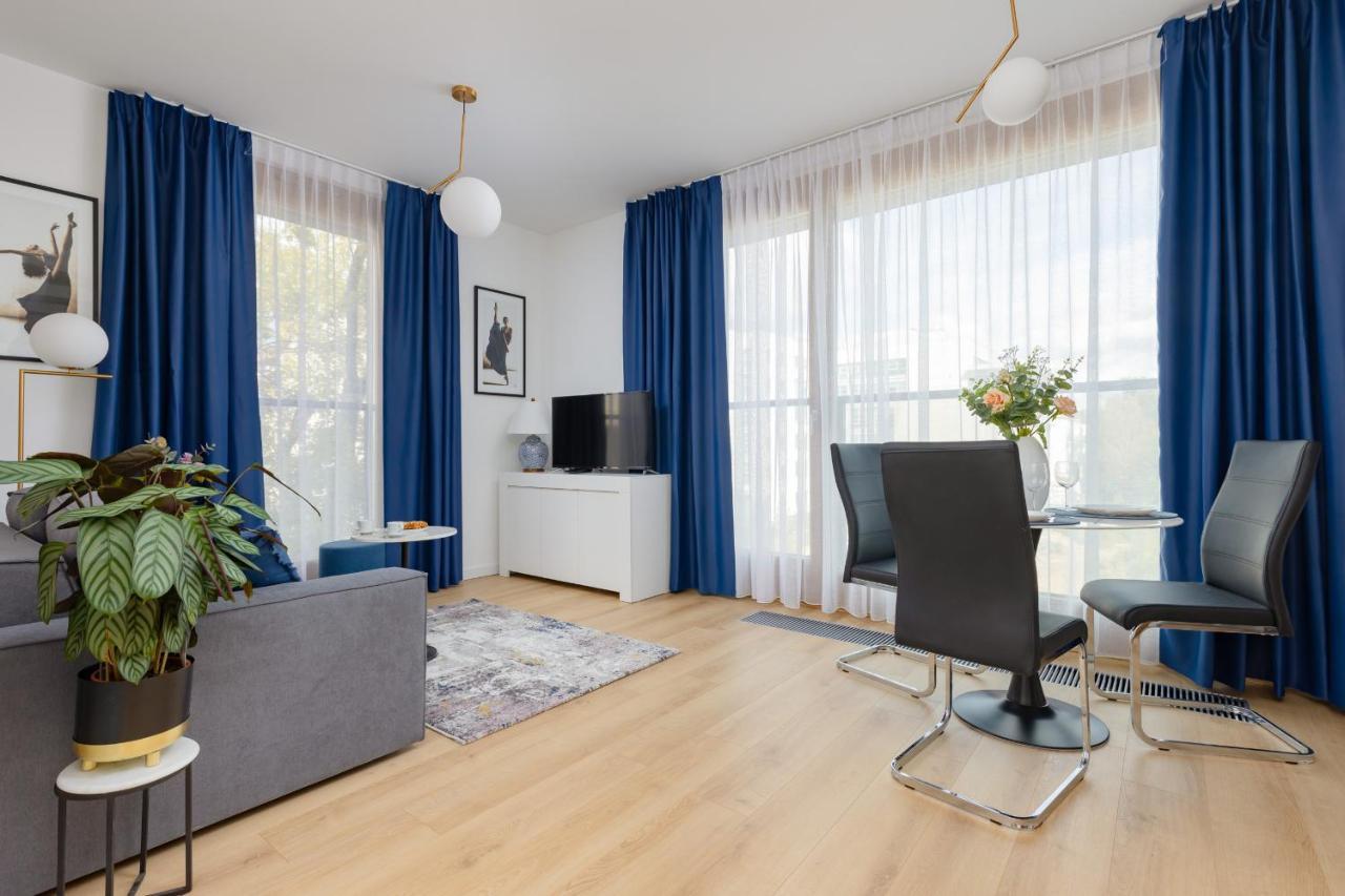 Warszawa Śródmieście Bonifraterska Apartments by Renters Exterior foto