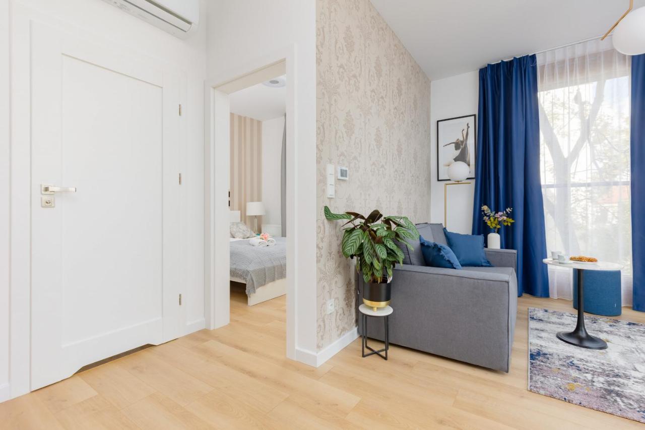 Warszawa Śródmieście Bonifraterska Apartments by Renters Exterior foto